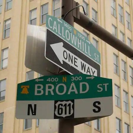 504 Luxe 1Bdr Apt In Center City フィラデルフィア エクステリア 写真