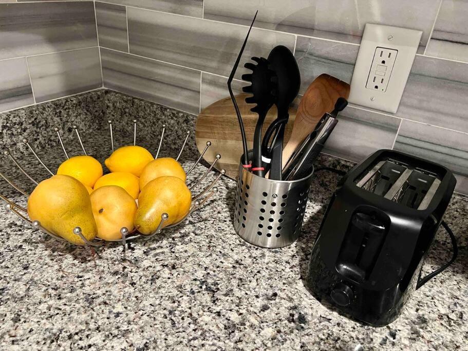 504 Luxe 1Bdr Apt In Center City フィラデルフィア エクステリア 写真